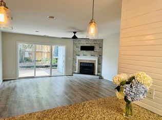 6328 Wrightsville Ave APT G-3, Wilmington, NC 28403