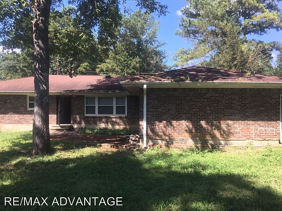 3rd image of 759 S Carter Dr