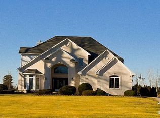 14045 Kenneth Dr, Carleton, MI 48117