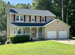 589 Sunfield Dr, Lilburn, GA 30047