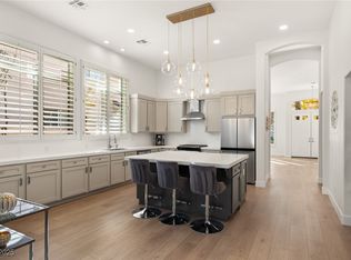 2032 Scarlet Rose Dr, Las Vegas, NV 89134