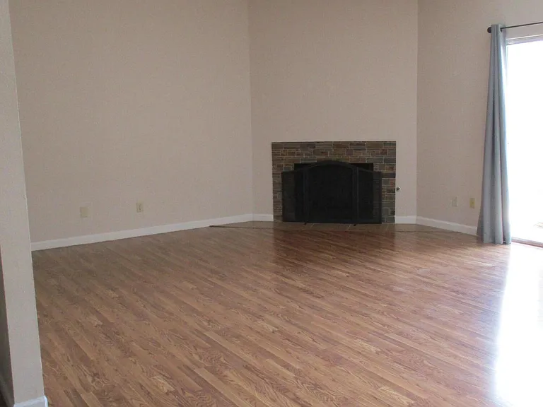 8134 E Daniella Cir — Photo 9