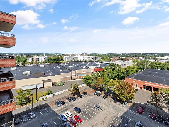 4th image of 3920 Mystic Valley Pkwy APT 1009