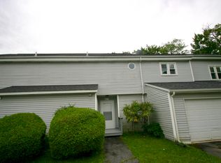 233 Nittany Ct, Mount Pocono, PA 18344