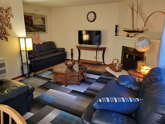 4th image of 621SE121AV E St #32