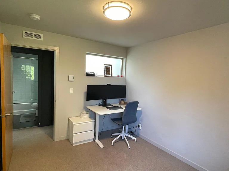 3130B Wetmore Ave S — Photo 14