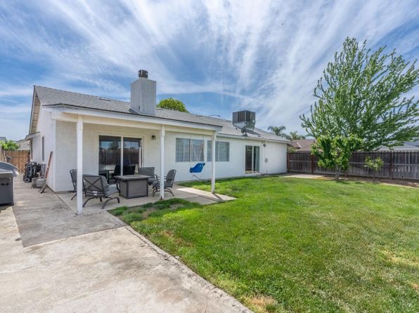 7001 White Pine Way, Hughson, CA 95326
