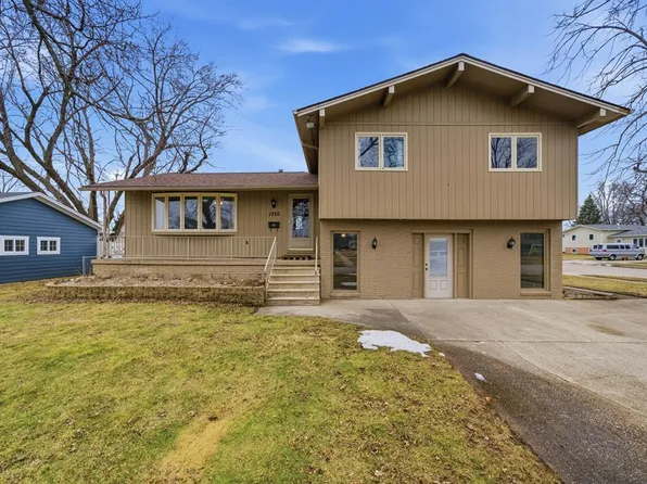 1720 N 29th St, Fort Dodge, IA 50501