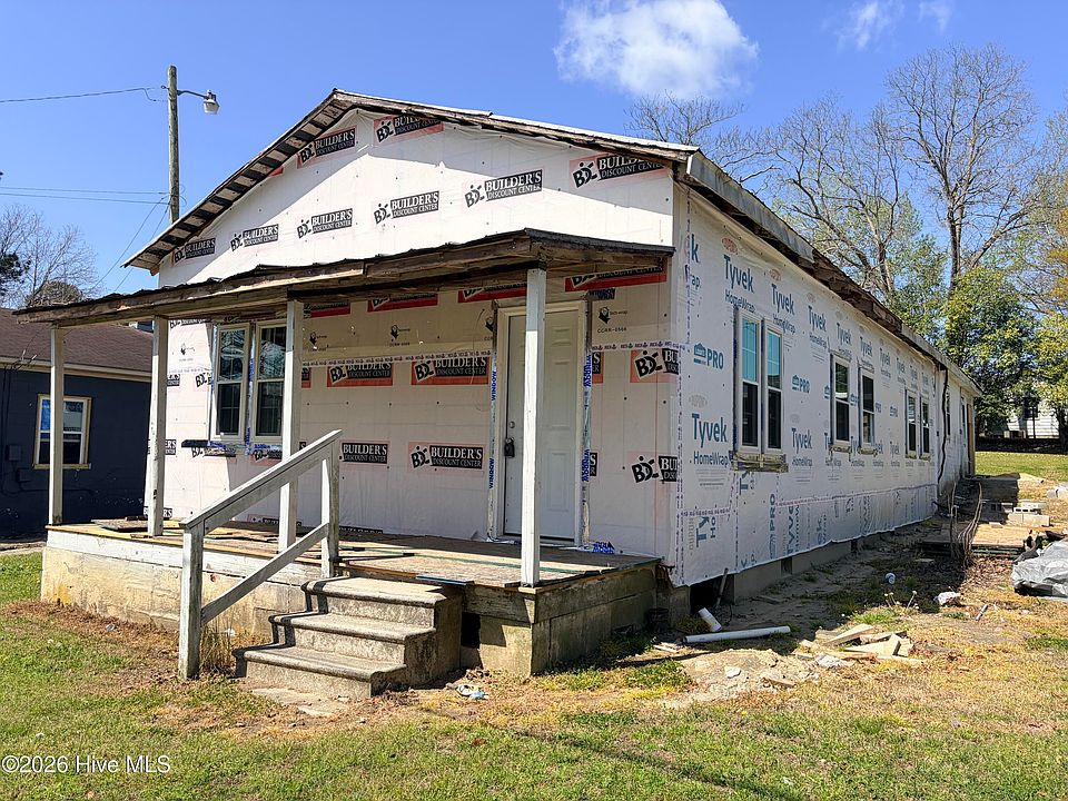 1st image of 206 S 4th Street