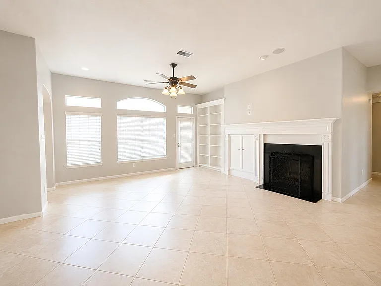 31 Auburn Path Dr — Photo 7
