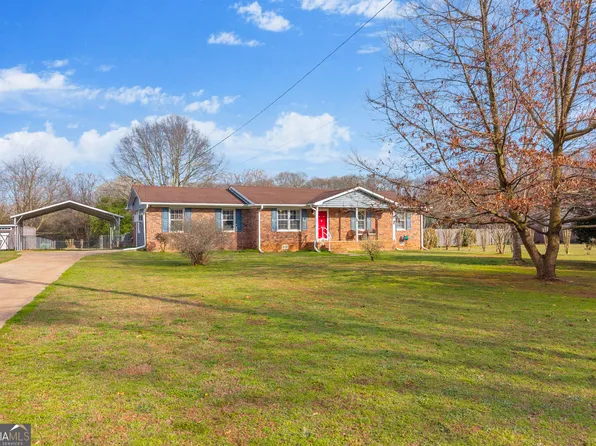 340 Floyd St, Royston, GA 30662