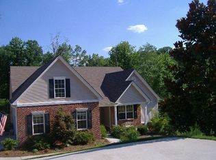 6749 Carriage Walk Ln, Flowery Branch, GA 30542