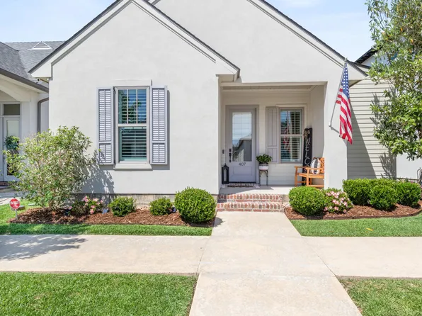 407 Catalina Ln, Youngsville, LA 70592