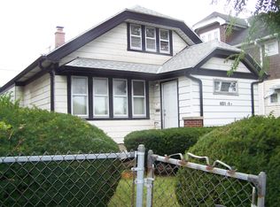 4051 N 9th St, Milwaukee, WI 53209