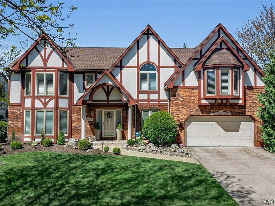 1st image of 18 Blue Heron Ct