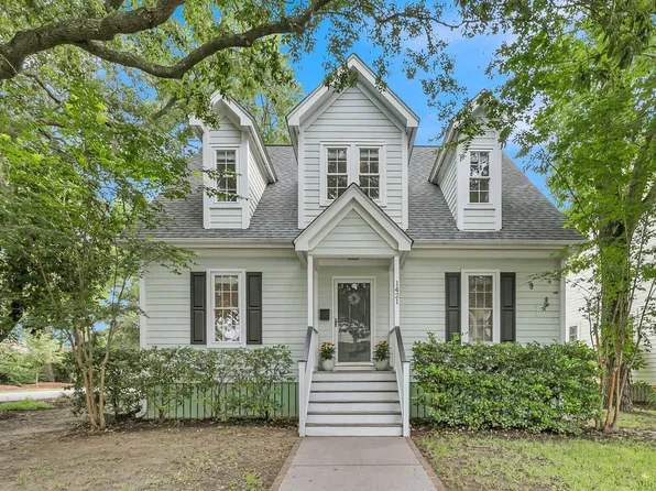 1421 Point Ct, Mount Pleasant, SC 29464