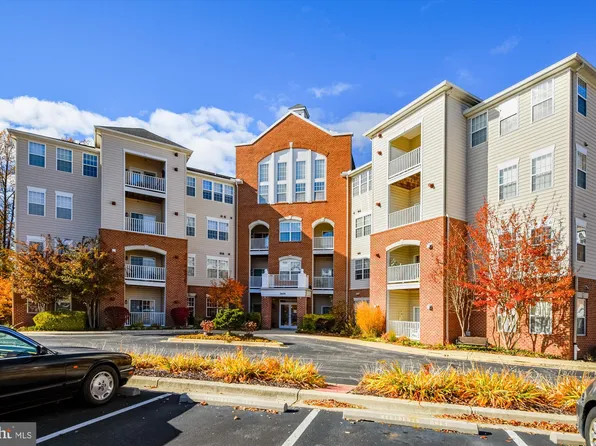 2608 Chapel Lake Dr APT 209, Gambrills, MD 21054