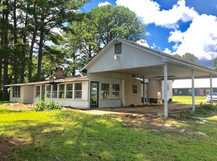 3726 Louise Dr, Lauderdale, MS 39335