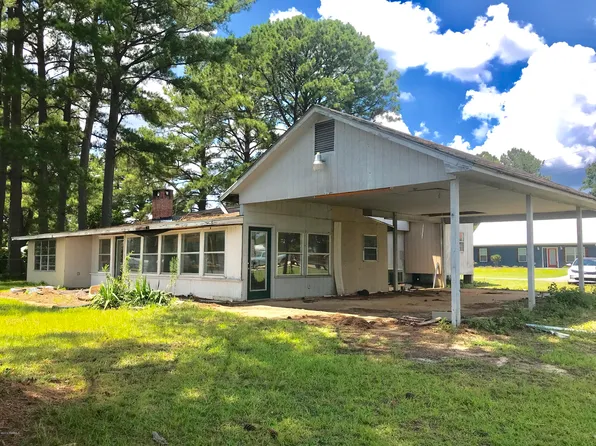 3726 Louise Dr, Lauderdale, MS 39335