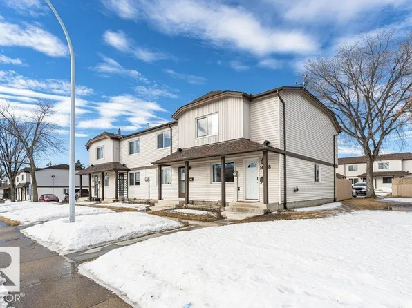 14678 54th St NW, Edmonton, AB T5A 4L5