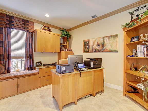 4th image of 6651 Maggiore Drive -ponte Vecchio Community