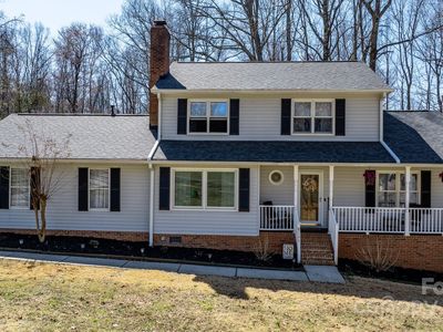 8125 Appaloosa Ln, Charlotte, NC, 28215