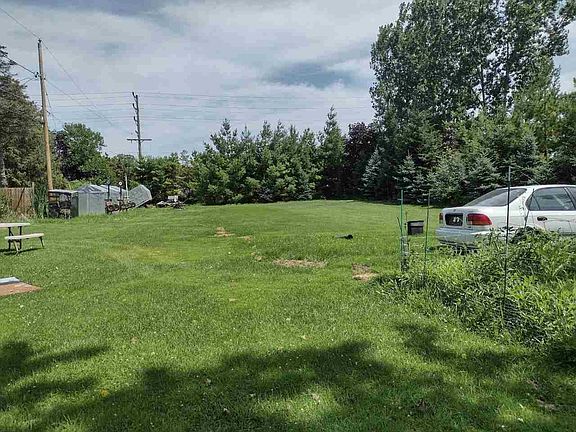4th image of 2513 Oakcrest Dr