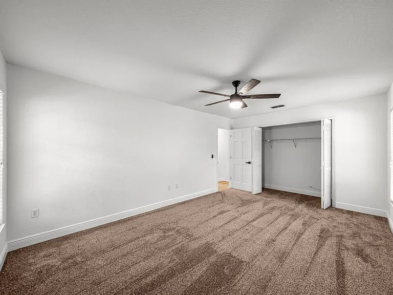 375 N Highview Ave — Photo 15