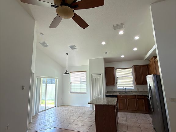 2nd image of 12609 Winding Woods Ln
