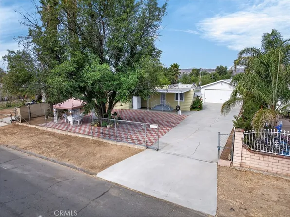 168 Bond Dr, Perris, CA 92570