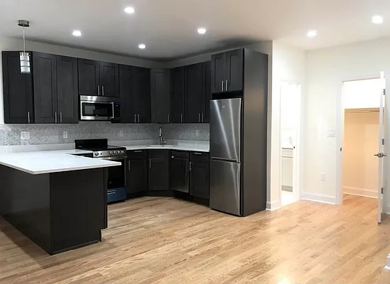 Rented by Urban Real Estate Property Group Inc | media 6