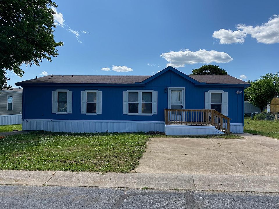 1st image of 8530 W 85th St #62