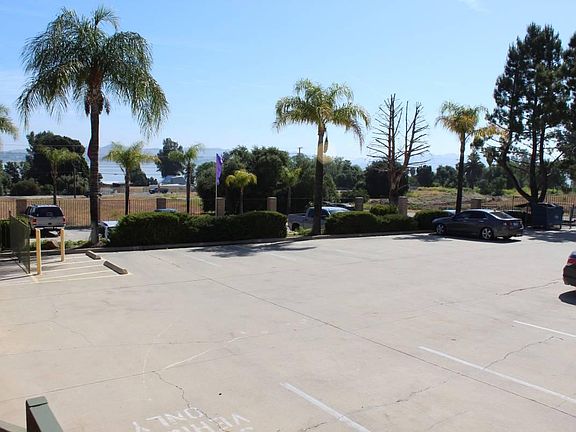 5th image of 33071 Santa Rosa Dr #18