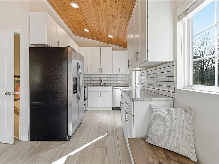 3112 Dove Way — Photo 8