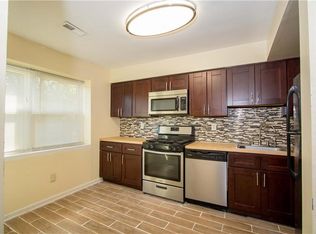 1925 Raspberry Ct #1925, Edison, NJ 08817