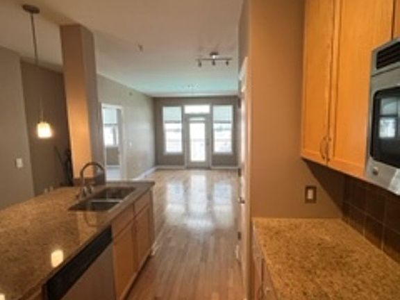 5th image of 3000 Vanderbilt Pl APT 216