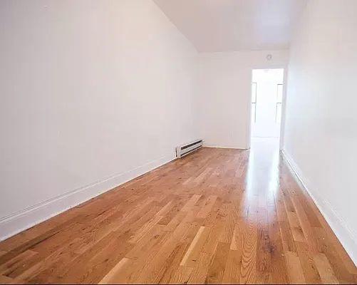 Rented by Hagstrom Management Inc | media 8