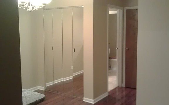 3rd image of 9S025 Lake Dr APT 206