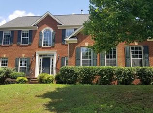 208 Whispering Woods Pl, Gordonsville, VA