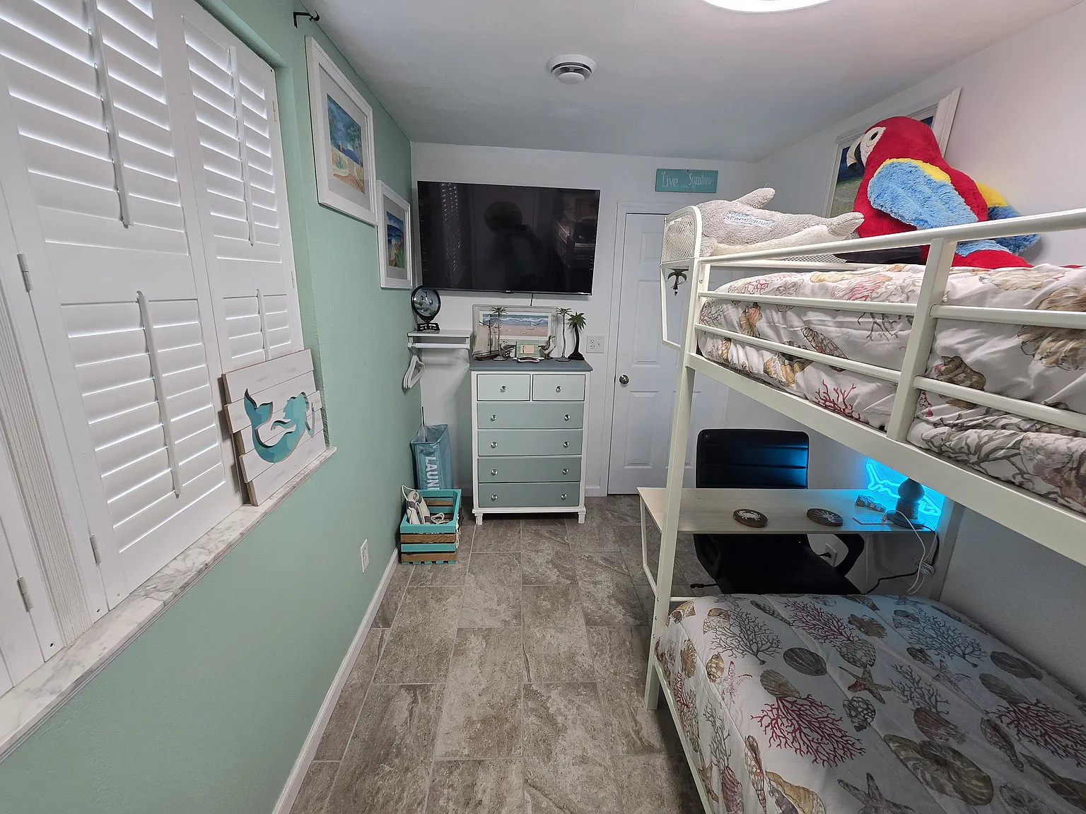 5 bed, 1945 sqft, $1,495 — Photo 4