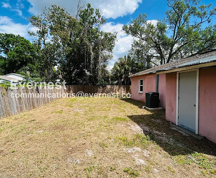 3019 W Meadow St — Photo 21