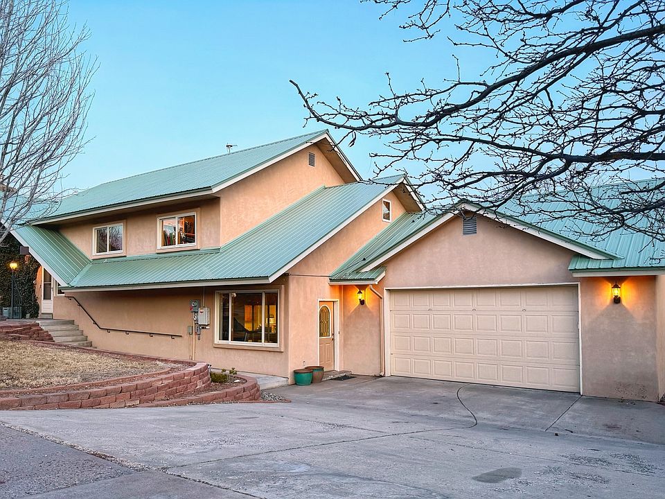 1st image of 719 Meadow Ln
