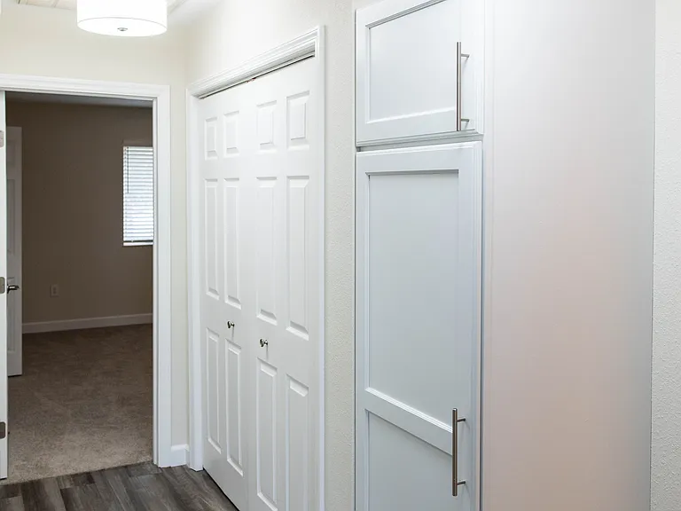 990 Hope Dr — Photo 18