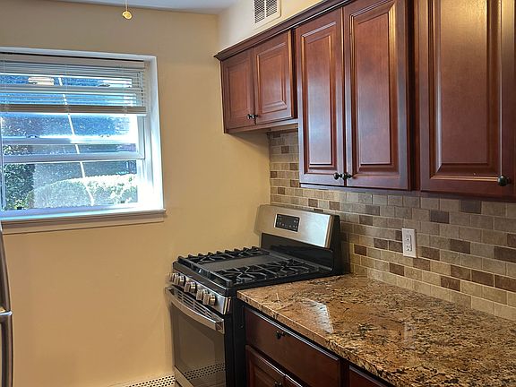 4th image of 410 N Corona Ave APT A2