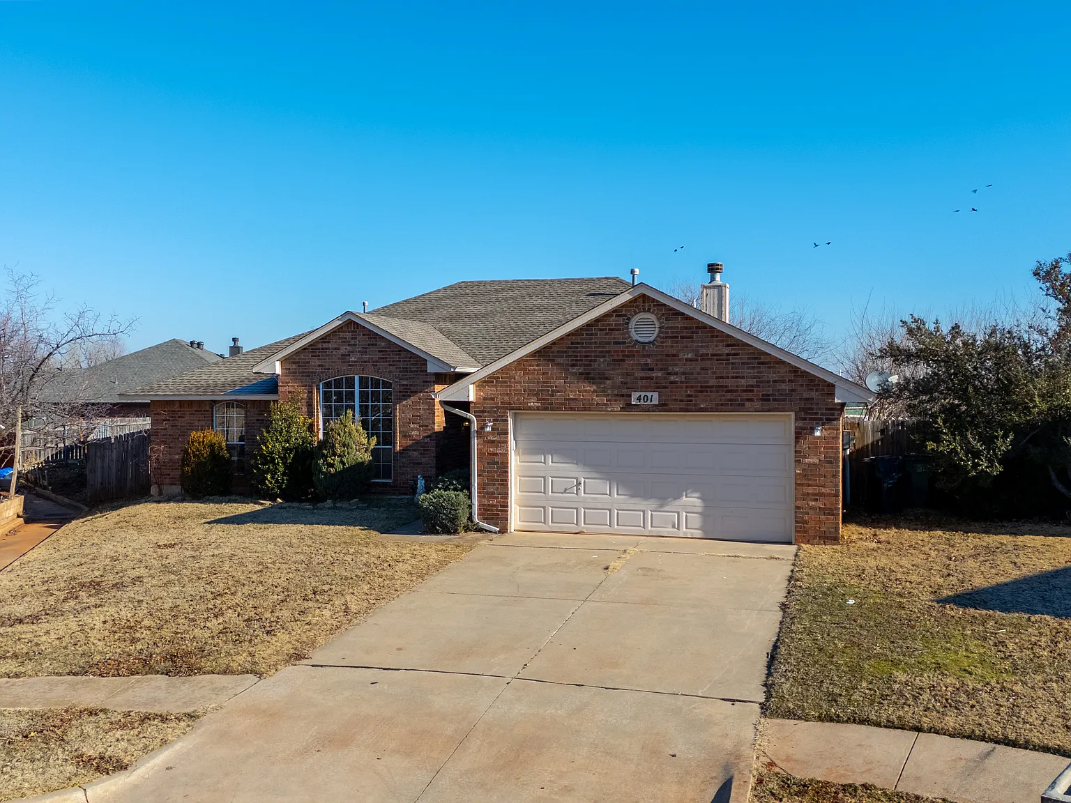4 bed, 2460 sqft, $2,200 — Photo 3