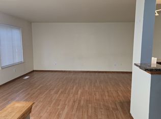 14210 Camelot Dr APT 157-1, Sterling Heights, MI 48312