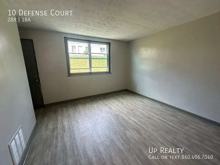 10 Defense Ct — Photo 5