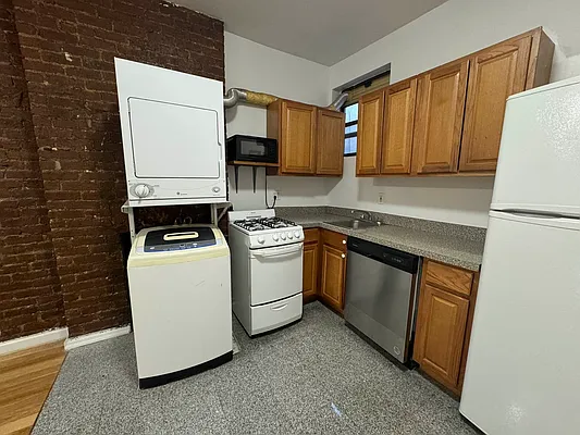 Rented by Oxford Property Group | media 8