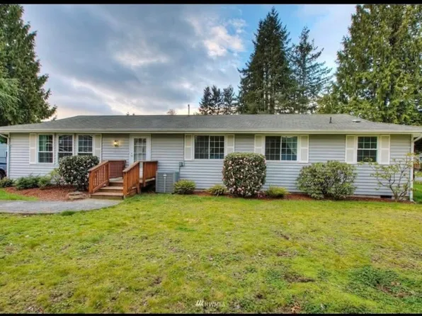 418 3rd Ave SE, Pacific, WA 98047