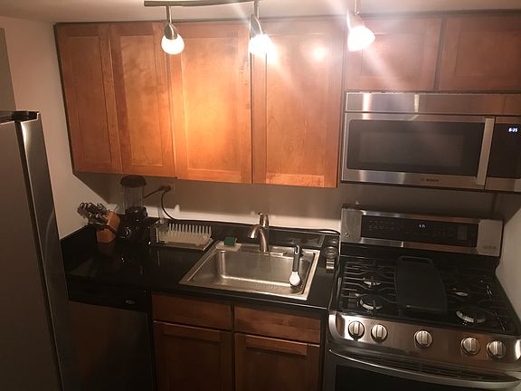 5th image of 350 E 62nd St APT 3L